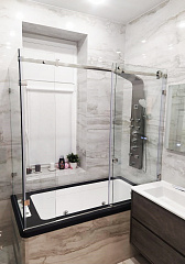 Угловая шторка на ванну с раздвижной дверью 162x83x150 см на заказ